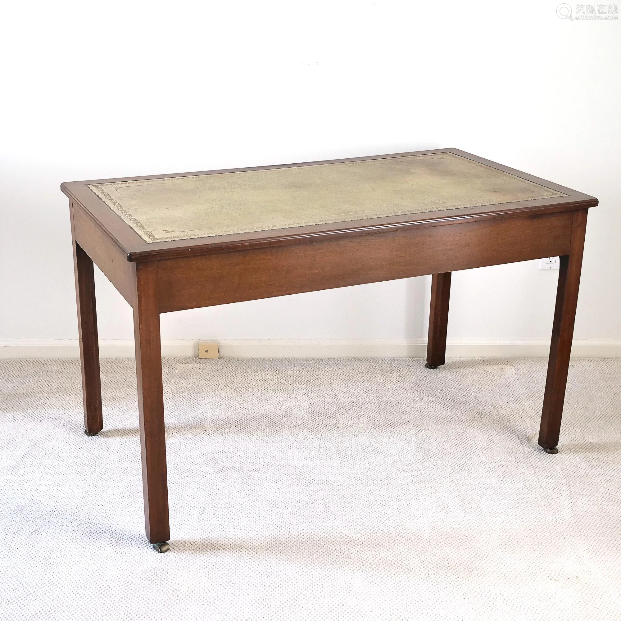 desk